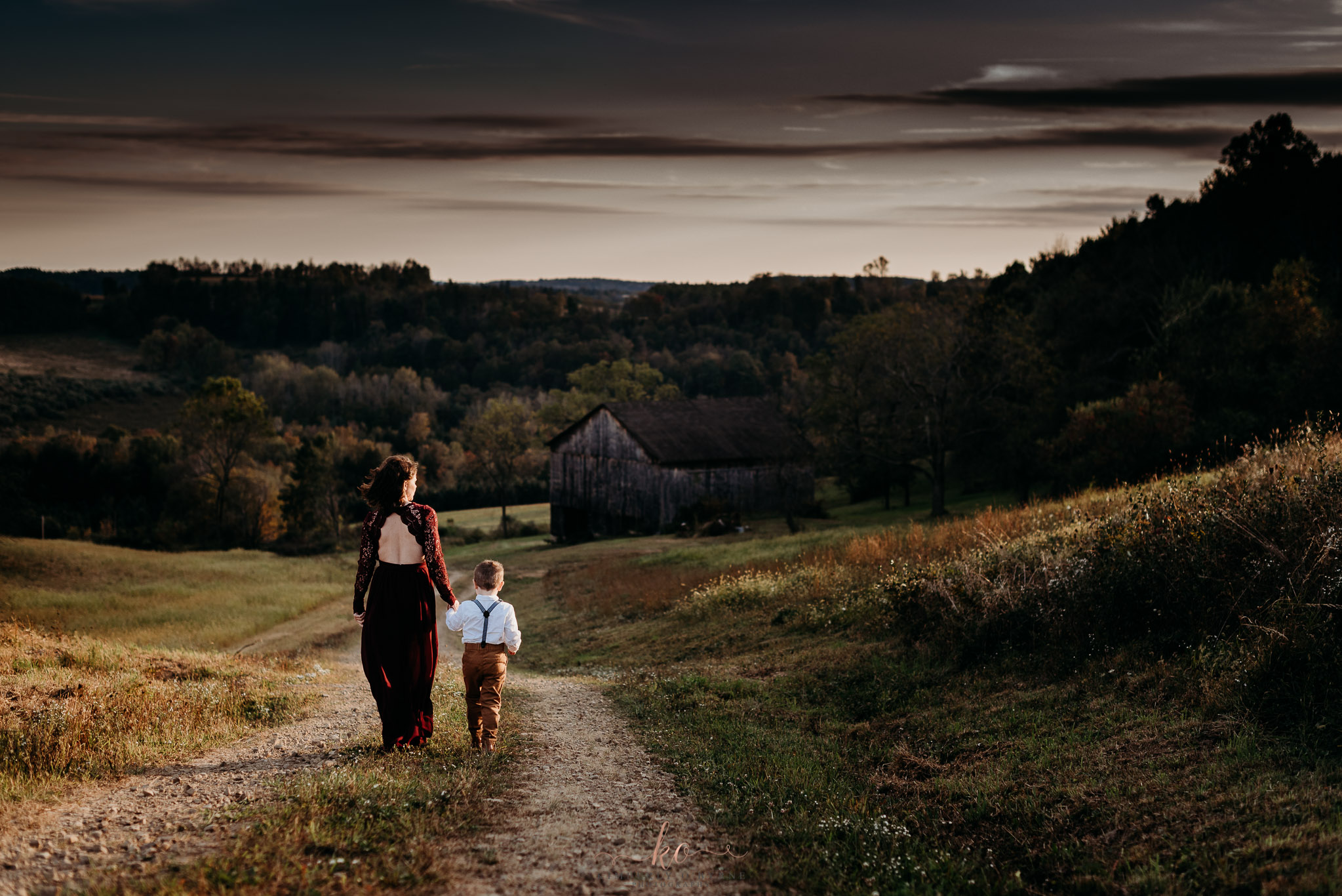 {Misti & Elliot | Oliveburg, PA | Emotive Storytelling Photography}